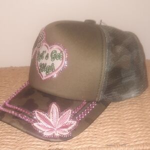 New! One-of-a-kind Camo Snap-back Trucker Hat